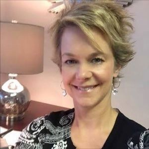Meet your Posher, Pam